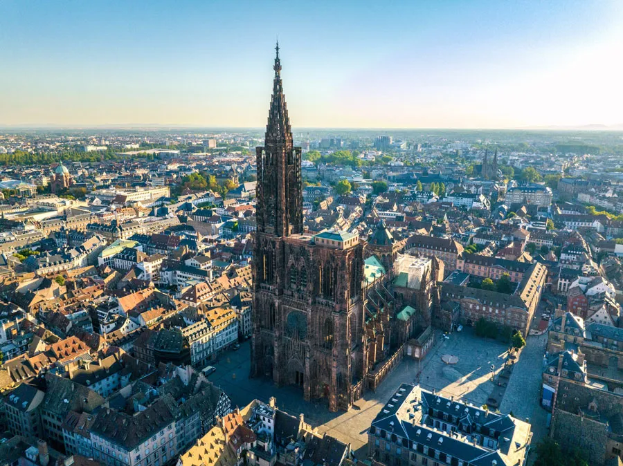 Straatsburg en haar beroemde Notre-Dame kathedraal